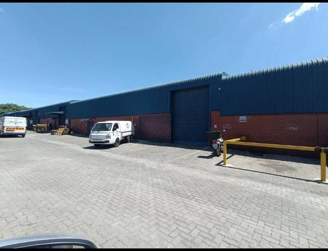 INDUSTRIAL PROPERTY TO RENT IN STRYDOM PARK